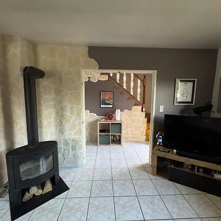 Casa de Férias Cozy House With 3 Bedrooms